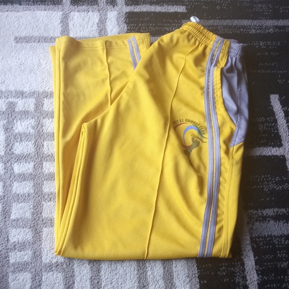 Track pants - Picture 8 of 8